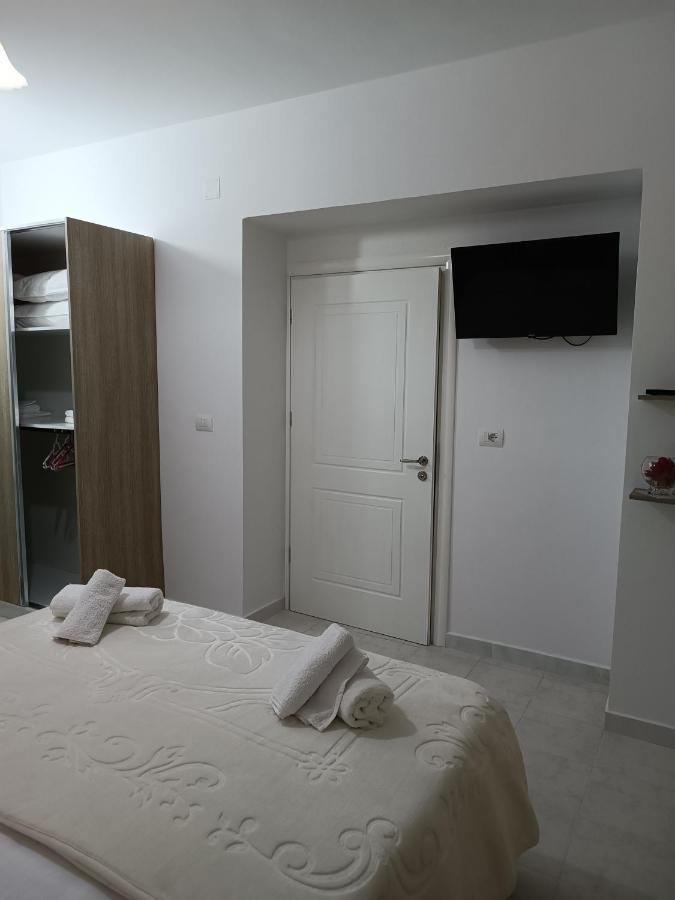 Eljos House Permet Hotel Luaran gambar