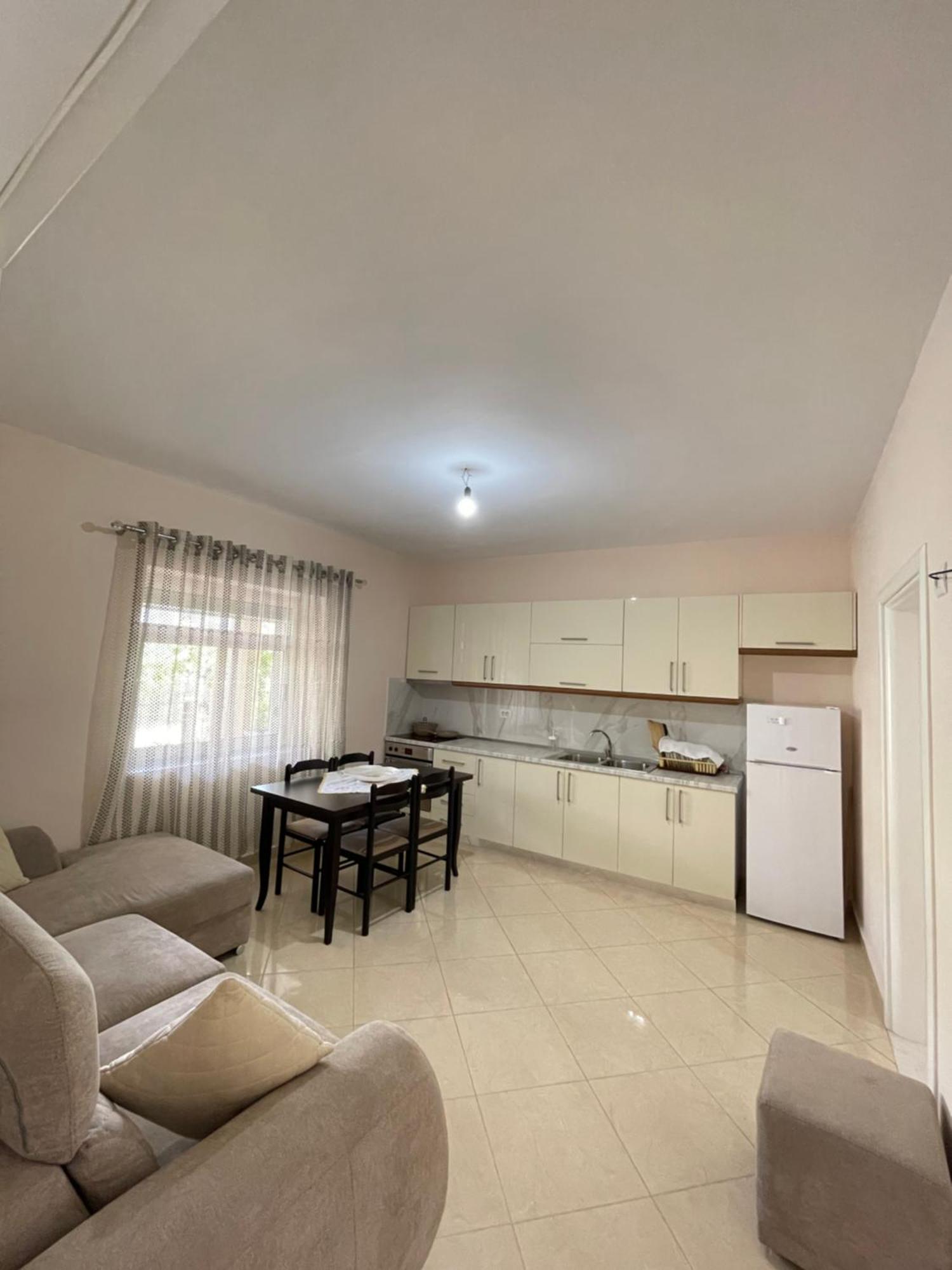 Eljos House Permet Hotel Luaran gambar
