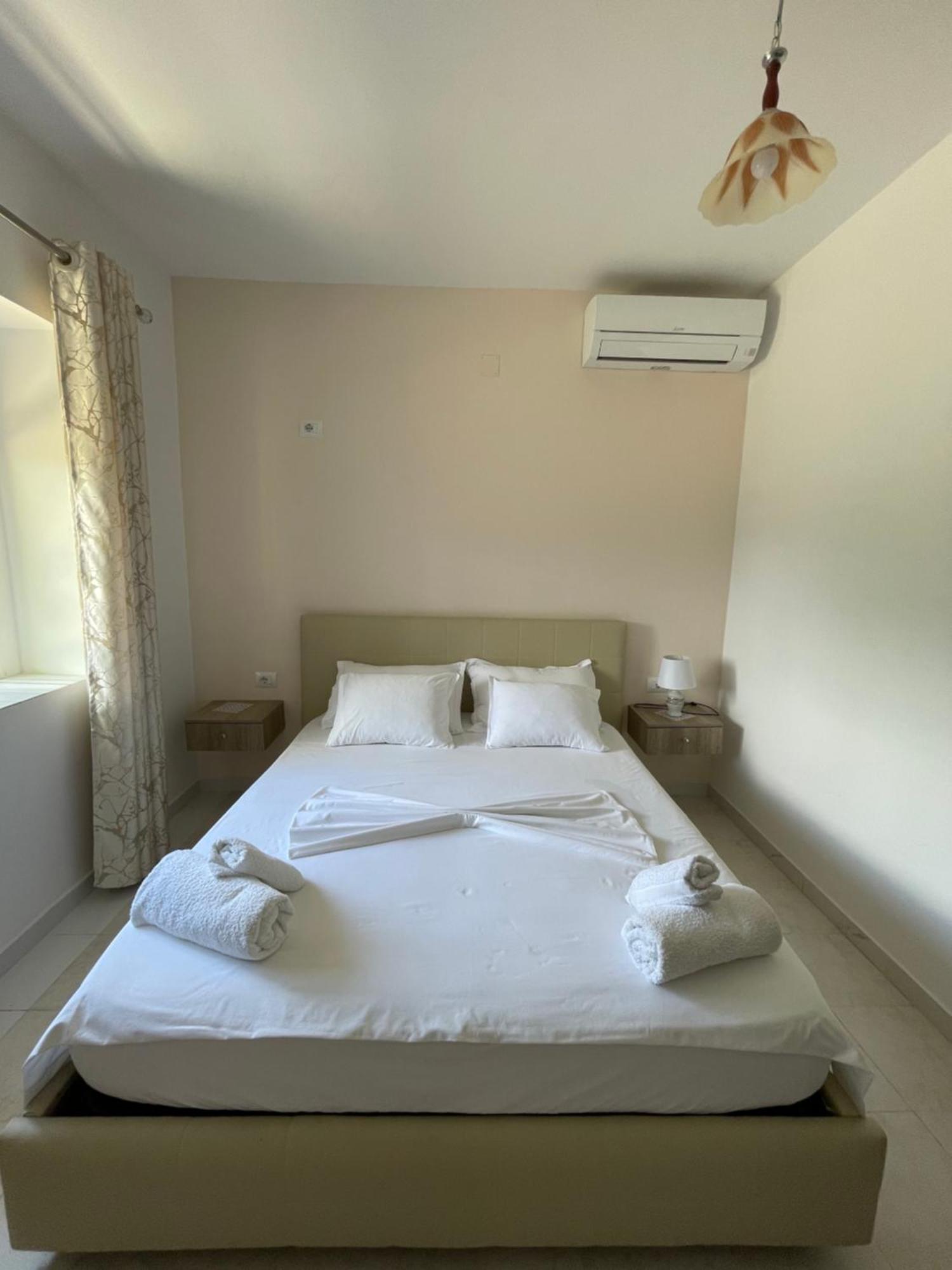 Eljos House Permet Hotel Luaran gambar