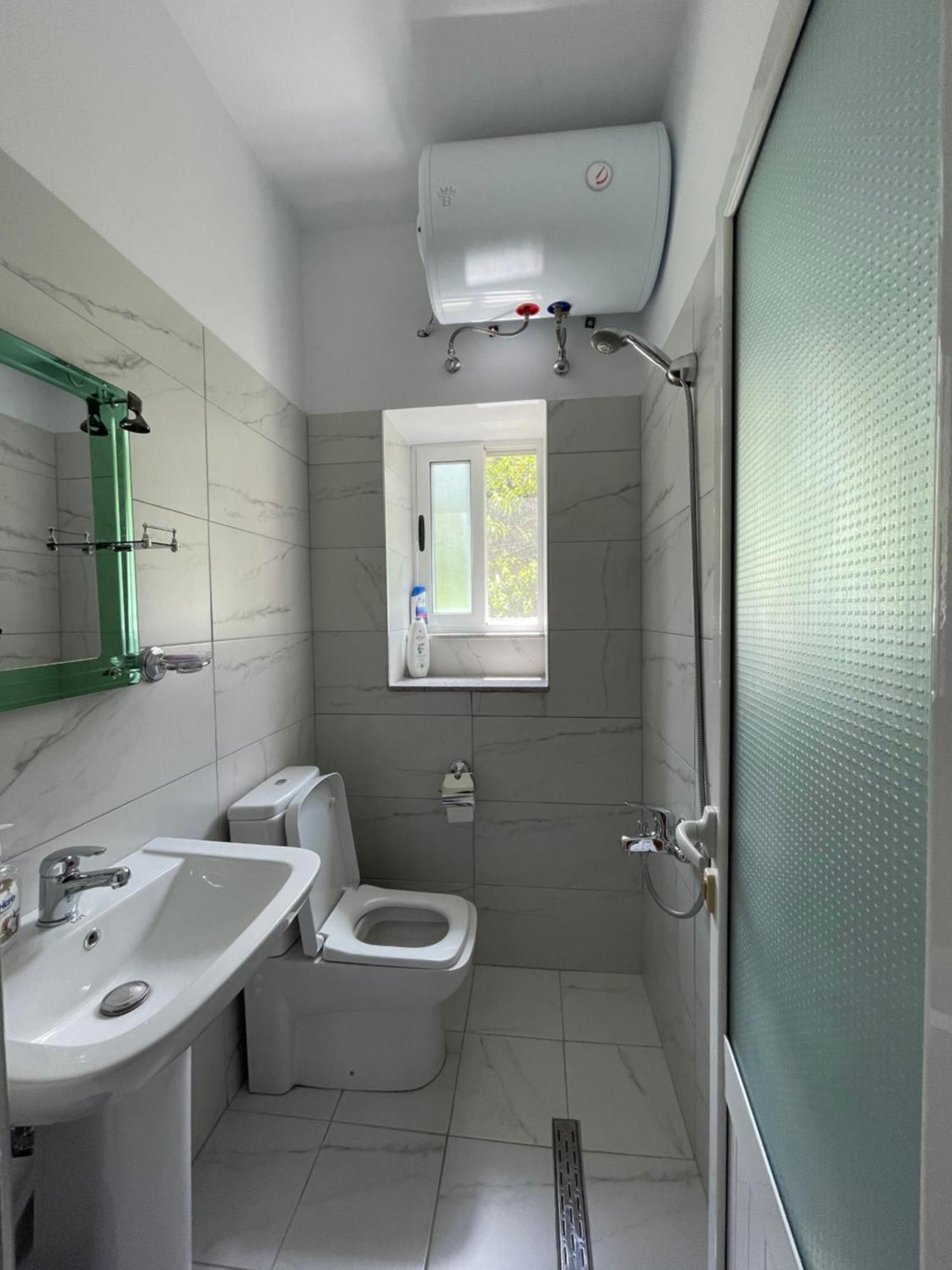 Eljos House Permet Hotel Luaran gambar