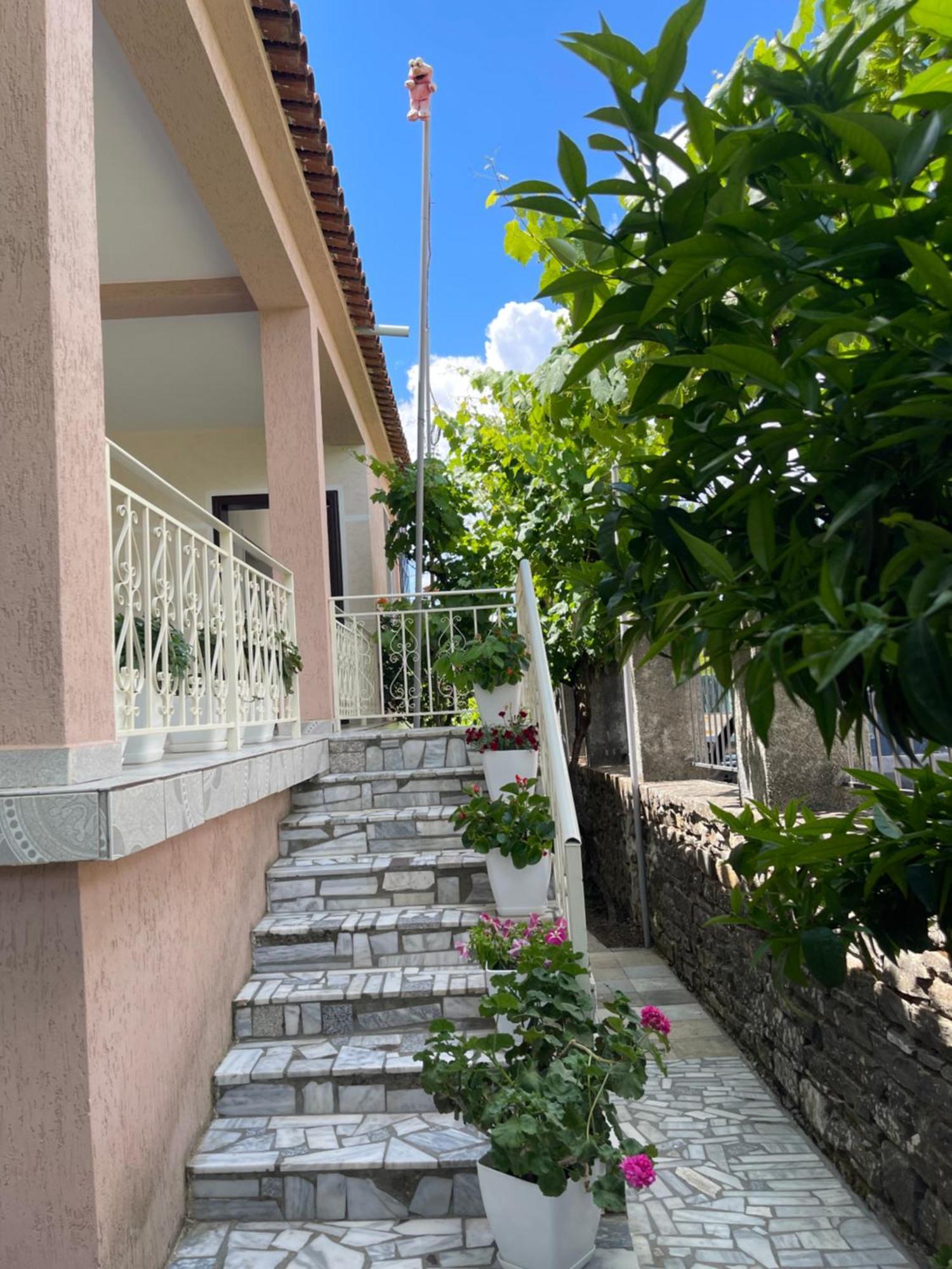 Eljos House Permet Hotel Luaran gambar